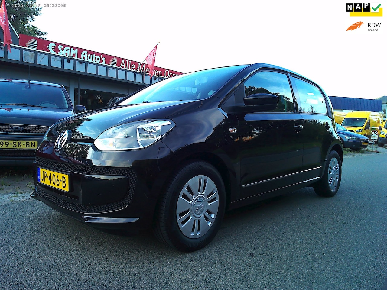 Volkswagen Up! - 1.0 move up! BlueMotion(2016 NAVI+Airco) - AutoWereld.nl