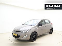 Hyundai i20 - 1.2i i-Motion 85pk | 5 Deurs | Airco | Lichtmetalen Velgen | Audio | Weinig Kilometers