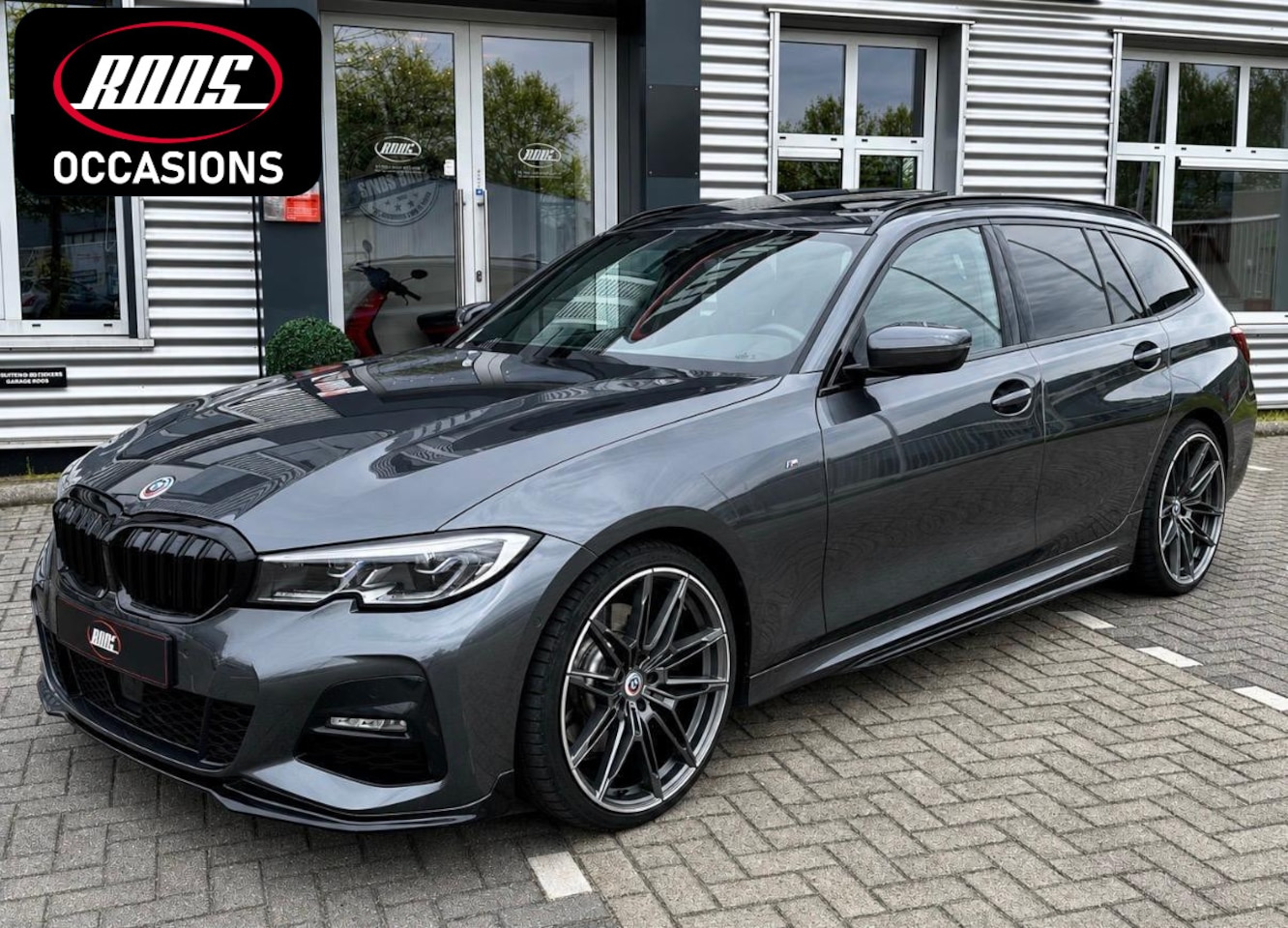 BMW 3-serie Touring - 330i xDrive High Executive Edition M sport | Keyless | Laser | Panodak | - AutoWereld.nl