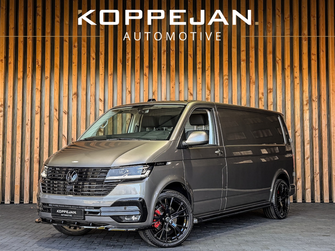 Volkswagen Transporter - 2.0 TDI 150PK DSG Bestelwagen L2H1 | BULLI | LED KOPLAMPEN | NAVI | ACC | AIRCO | - AutoWereld.nl