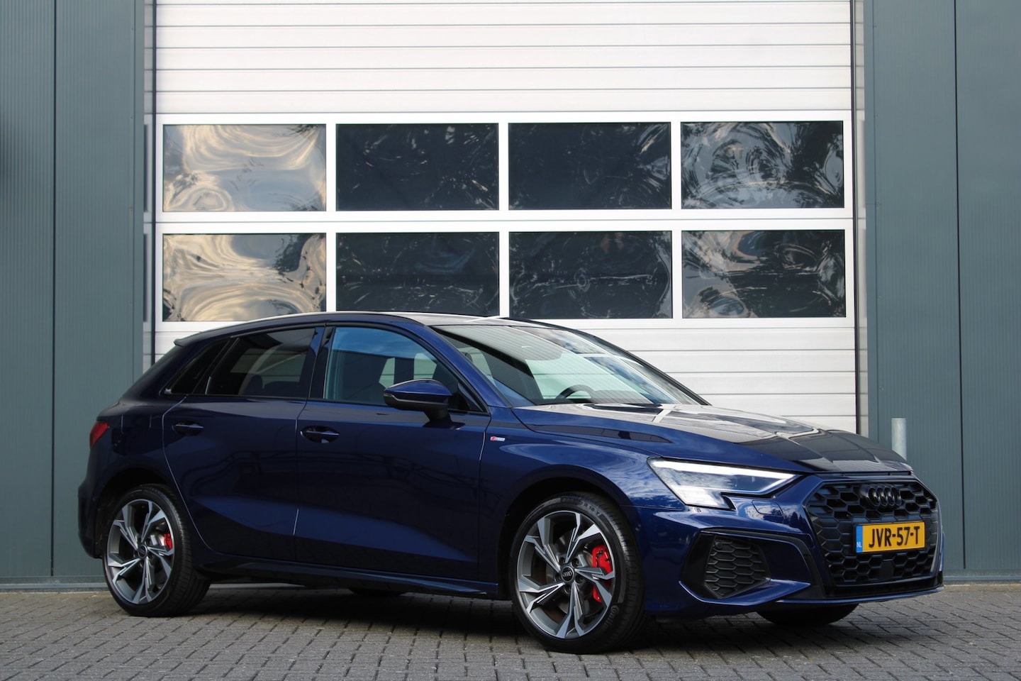 Audi A3 Sportback - 45 TFSI e S edition Competition ACC/Virtual/Stoelverwarming/Keyless/Lane.Assist/PDCv+a/LED - AutoWereld.nl
