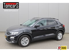 Volkswagen T-Roc - 1.0 TSI Style Business Adaptive-cruise/Parkeerhulp/Stoelverwarming/Carplay