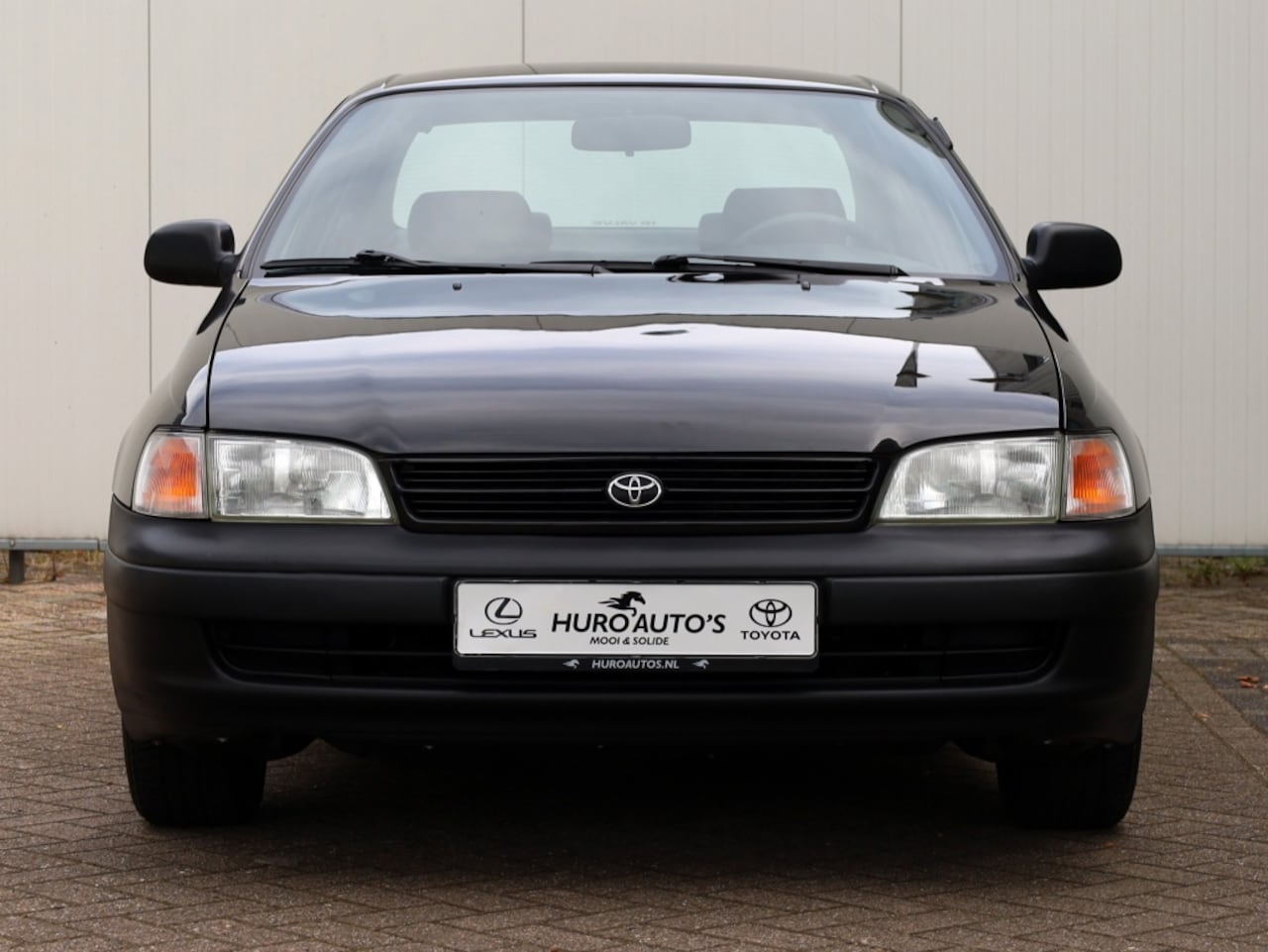 toyota-carina-e-1-6-si-airco.jpg