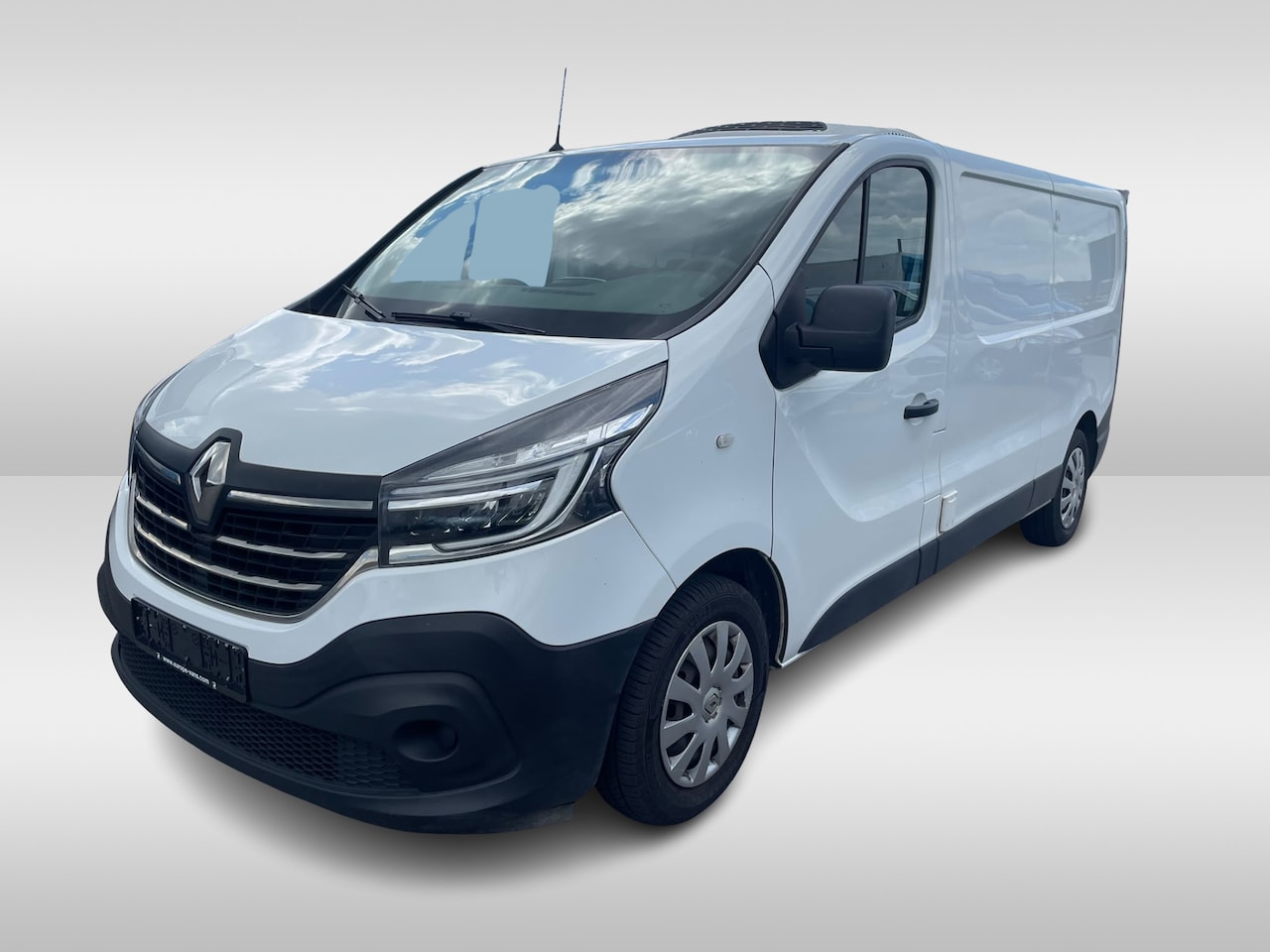 Renault Trafic - 2.0 dCi L2 H1 Koelwagen Dag en Nacht - AutoWereld.nl