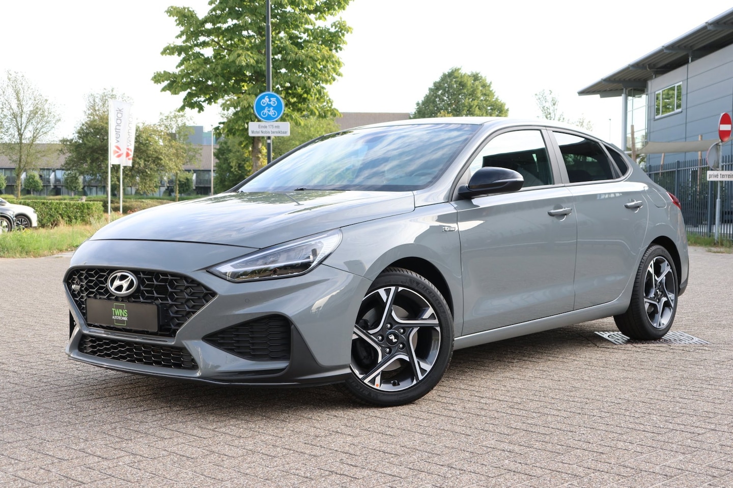 Hyundai i30 Fastback - 1.0 TGDI N Line - AutoWereld.nl