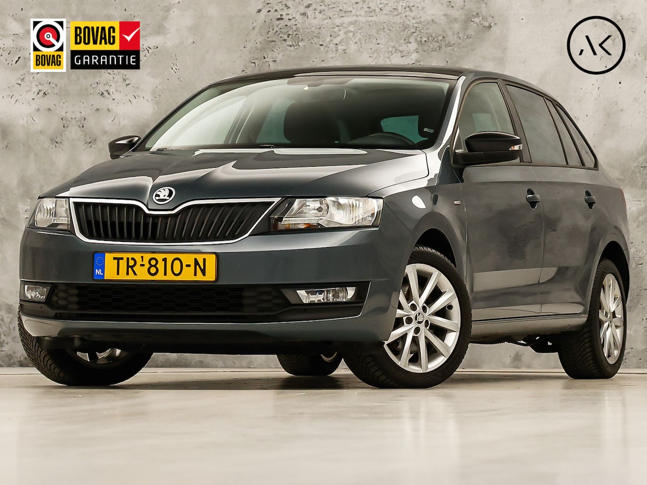 Skoda Rapid Spaceback - 1.0 TSI Sport Automaat (PANORAMADAK, NAVIGATIE, CLIMATE, STOELVERWARMING, SPORTSTOELEN, GE - AutoWereld.nl