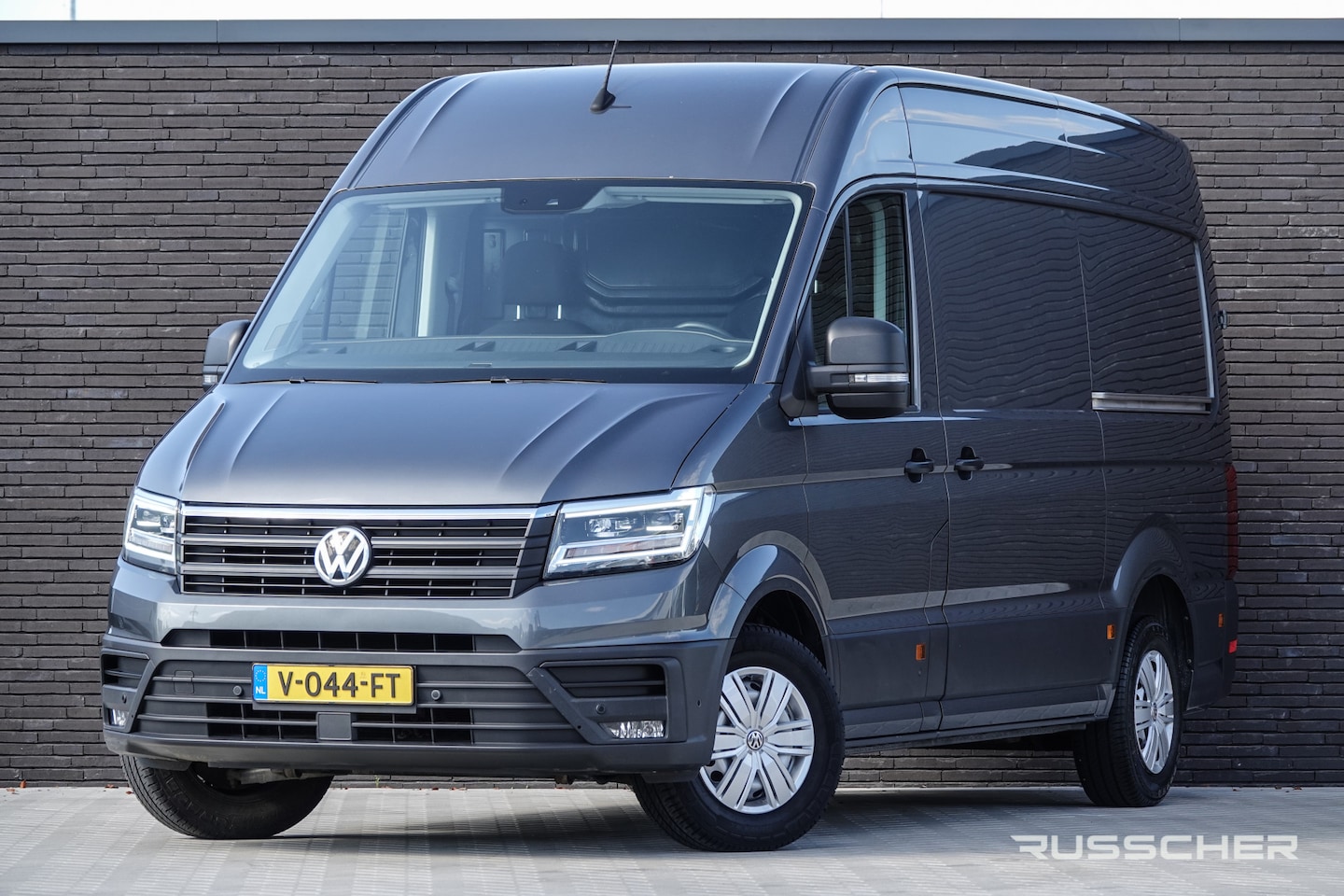 Volkswagen Crafter - L3H3 | 2.0Tdi 177Pk Aut. | 2xSchuifdeur | Achteruitrijcamera | Indium Grey - AutoWereld.nl