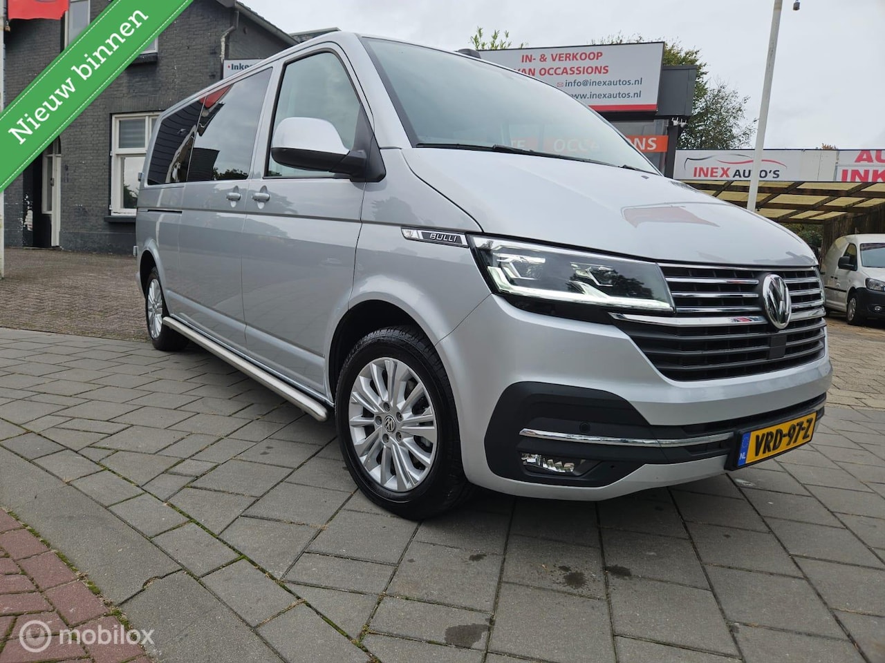 Volkswagen Transporter - 2.0 TDI L2H3 30 Bulli 2.0 TDI L2H3 30 Bulli - AutoWereld.nl