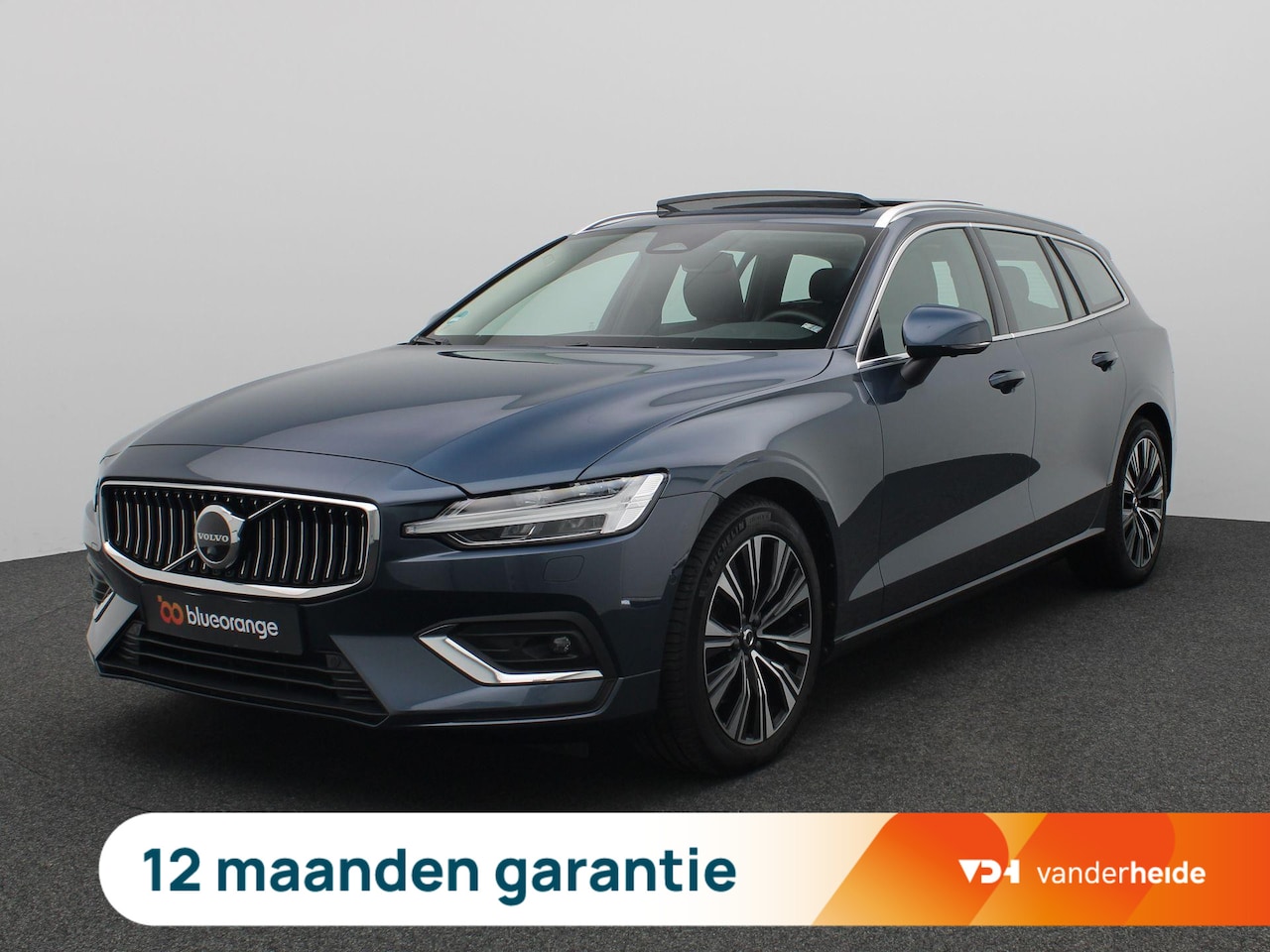 Volvo V60 - 2.0 B4 Plus Bright 197PK Aut. Panoramadak, Trekhaak, Memorystoelen, Harman Kardon Audio, 1 - AutoWereld.nl