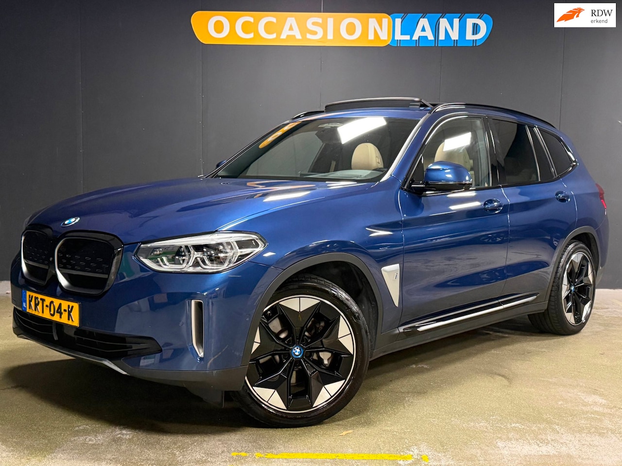 BMW iX3 - High Executive 80 kWh|SOH92%|PANO|360CAM|LED|HUD|DODEHOEK|H&K|TREKHAAK|KEYLESS|LEDER|SFEER - AutoWereld.nl