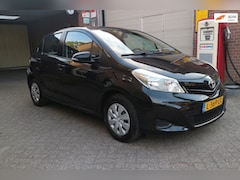 Toyota Yaris - 1.0 VVT-i Trend NETTE EN GOEDE AUTO