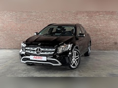 Mercedes-Benz GLA-Klasse - GLA 180 Business Solution PDC / Airco / Navi / Tel. / Camera / Trekhaak Afneembaar / Stoel