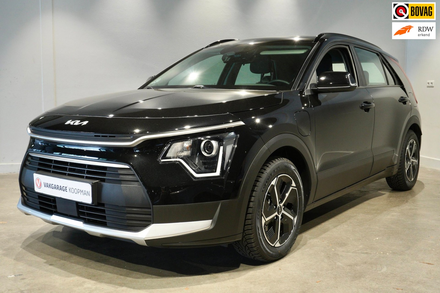 Kia Niro - 1.6 GDi PHEV DynamicLine ACC|Stuur/stoelverwarming|Led - AutoWereld.nl