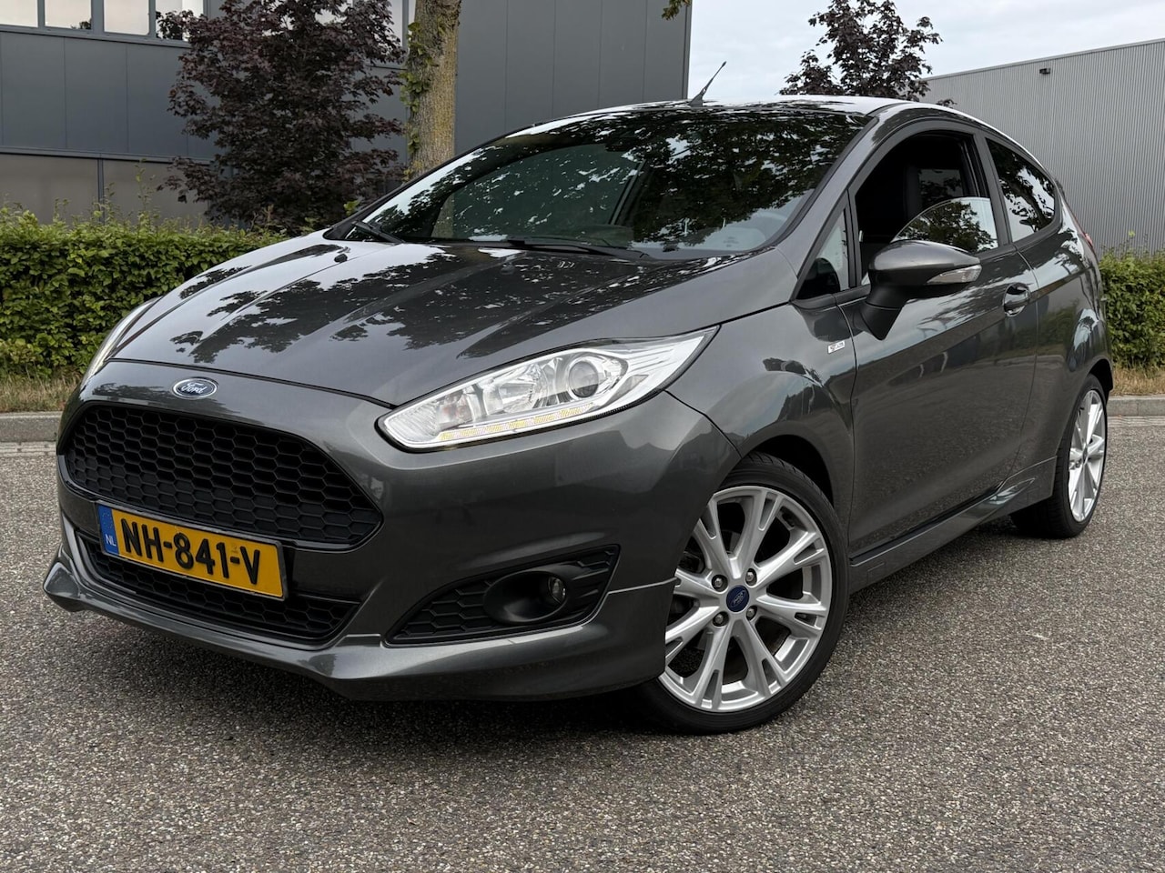 Ford Fiesta - 1.0 EcoBoost ST Line / KEYLESS / START/STOP - AutoWereld.nl