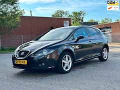 SEAT Leon - 1.6 Sportstyle Navigatie*Cruise*Airco*Trekhaak*NAP*LM velgen*Dealer onderhouden