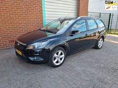 Ford Focus Wagon - 1.6 Comfort 74kw Airco Bj:2011 NAP