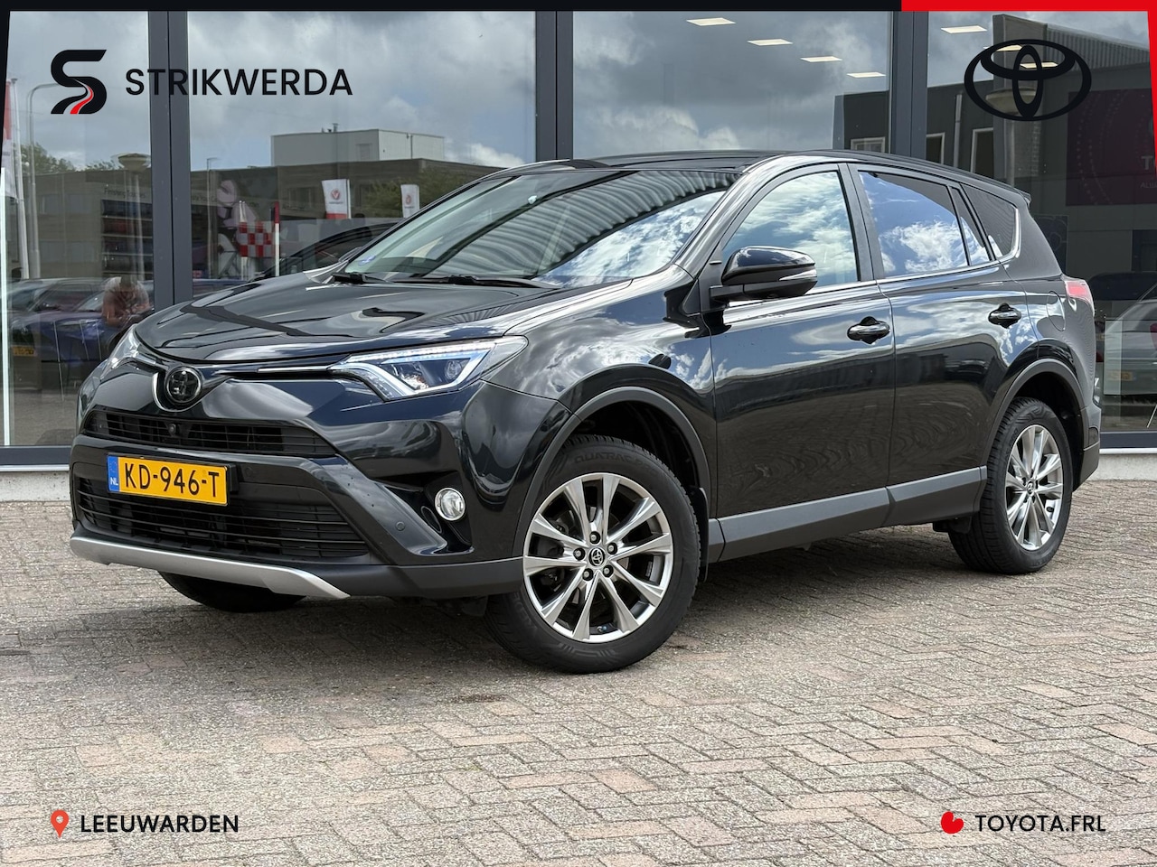 Toyota RAV4 - 2.0 VVT-i AWD Executive Business 1500 kg trekvermogen Trekhaak Automaat - AutoWereld.nl