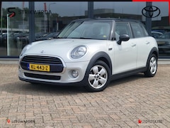 MINI 5-Deurs - 1.5 Cooper Business