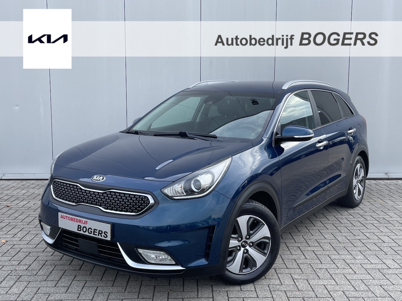Kia Niro - 1.6 GDi Hybrid BusinessLine Navigatie, Leder, Keyless Entry, Trekhaak, Stoel/Stuurverwarmi - AutoWereld.nl