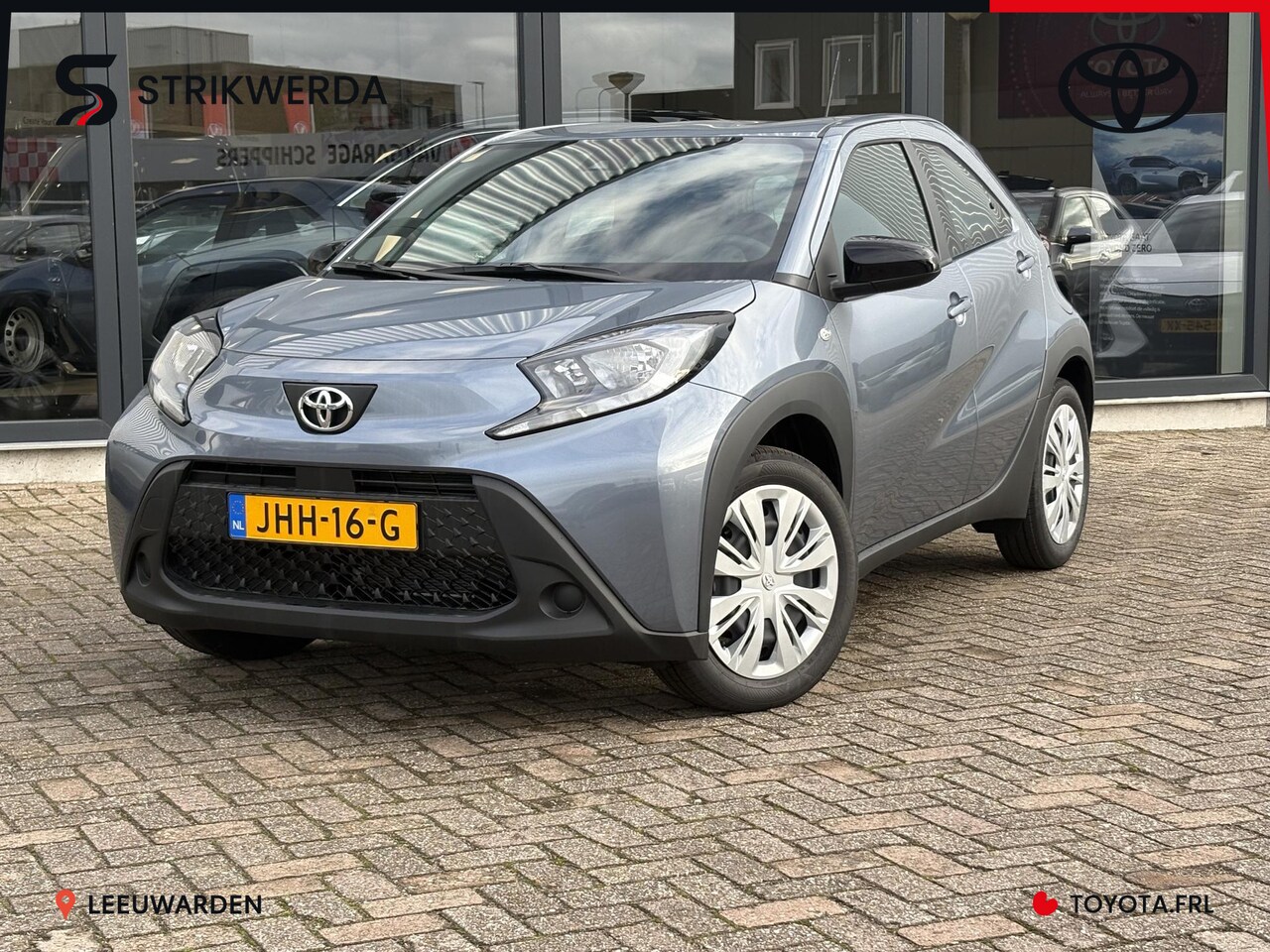 Toyota Aygo X - 1.0 VVT-i MT play 1.0 VVT-i MT Play - AutoWereld.nl