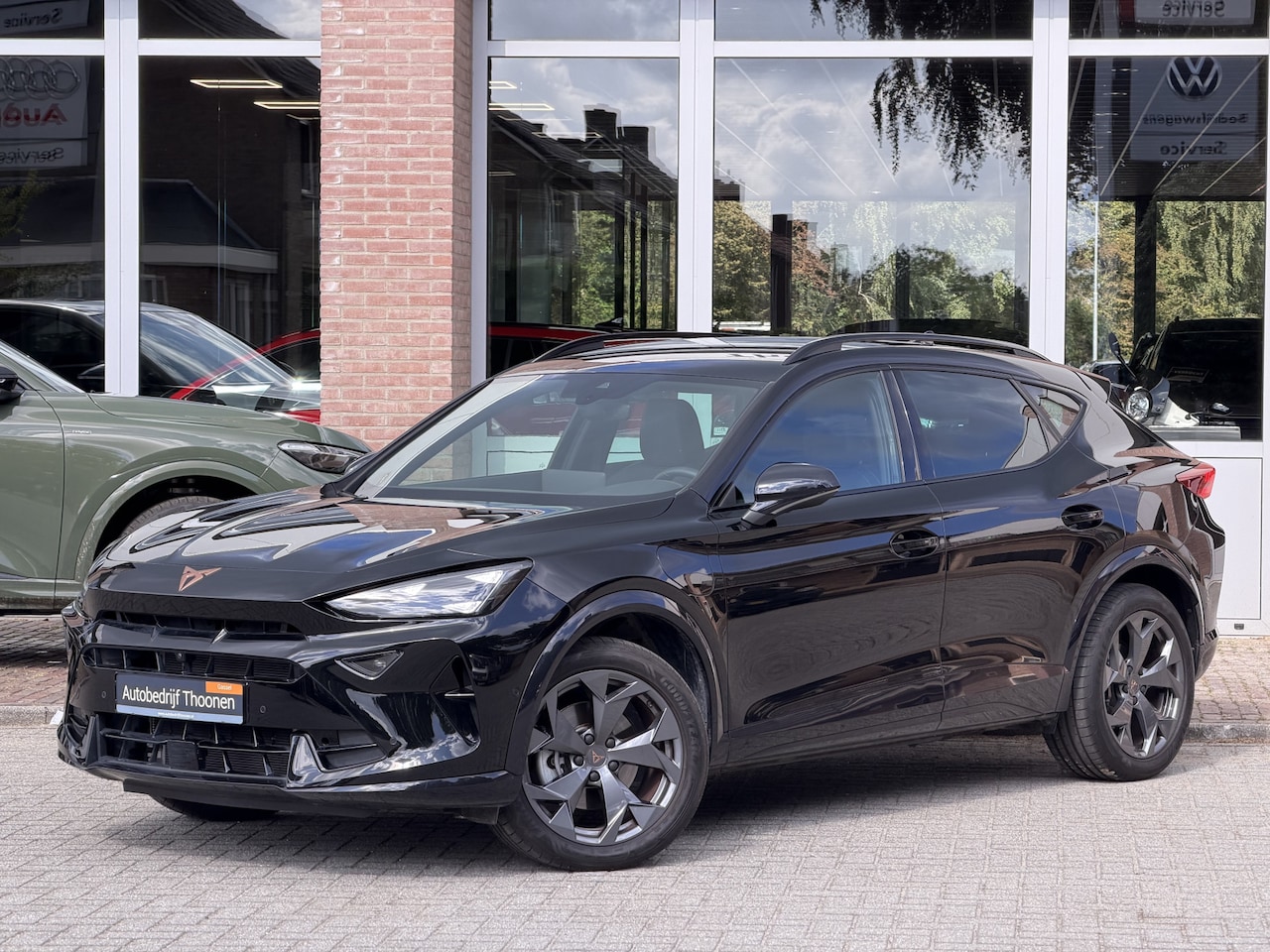 CUPRA Formentor - 1.5 TSI e-Hybrid Business | 360º Camera | Dodehoek | stoel & stuurverwarming - AutoWereld.nl