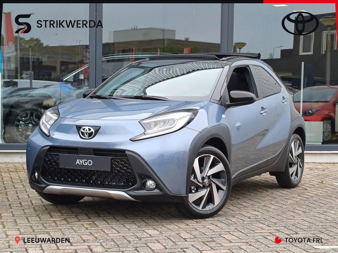 Toyota Aygo X - 1.0 VVT-i MT Envy Toyota Aygo X 1.0 VVT-i MT envy | Cabrio-dak | Clima | PDC V+A | - AutoWereld.nl