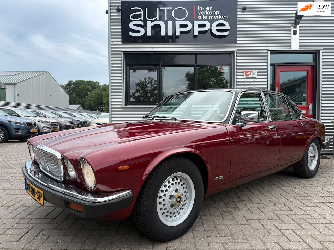 Jaguar XJ - 5.3 V12 HE -ORIGINEEL NEDERLANDS-WEGENBELASTING VRIJ-AUTOMAAT-LEDEREN BEKLEDING-APK 19-05- - AutoWereld.nl