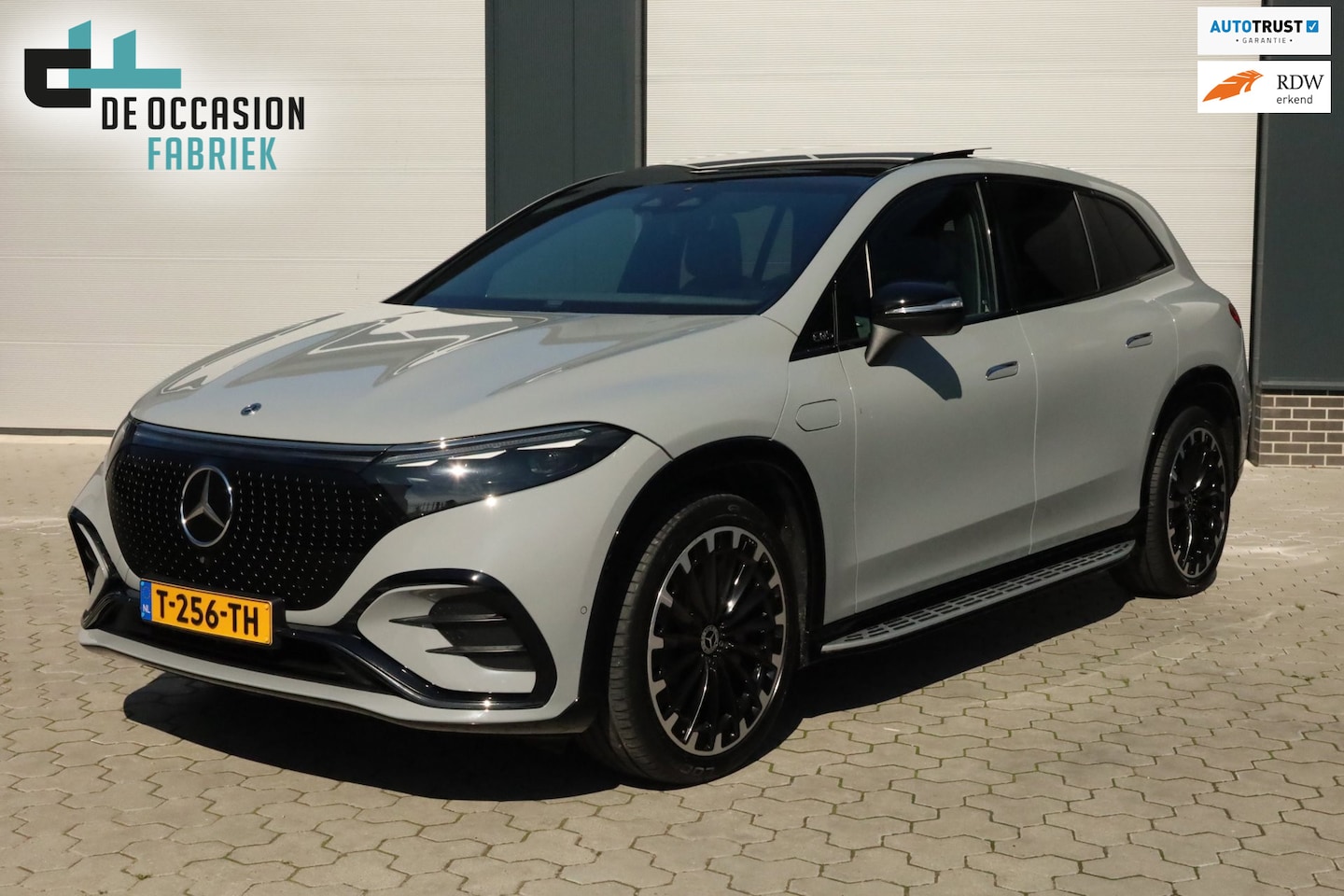 Mercedes-Benz EQS SUV - 450 4MATIC AMG Line 108 kWh Vierwielbesturing Trekhaak Burmester Pano Massage HeadUp - AutoWereld.nl