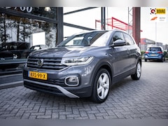 Volkswagen T-Cross - 1.5 TSI Style Automaat 150pk | Virtual cockpit | Led | Trekhaak | Adapt. Cruise | Stoelver
