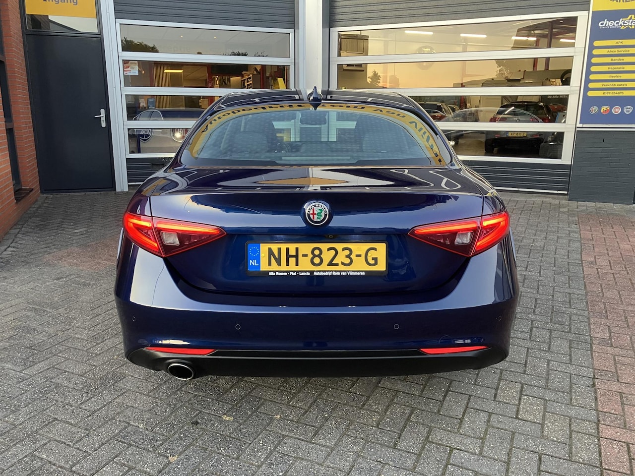 Alfa Romeo Giulia - 2.0T Super 2.0T Super