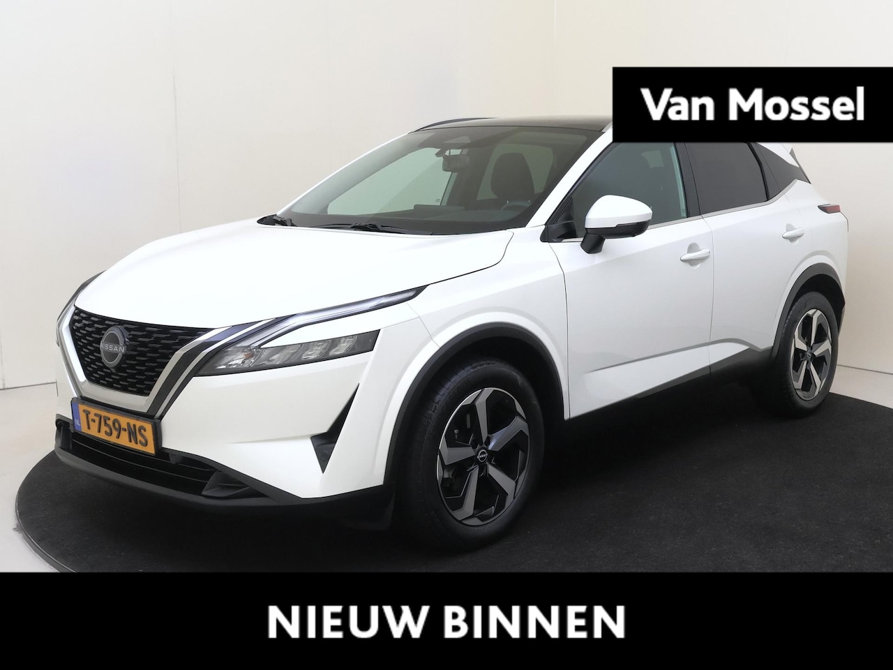 Nissan Qashqai - 1.3 MHEV N-Connecta | Achteruitrijcamera | Panoramadak | Navigatie - AutoWereld.nl