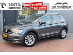 Volkswagen Tiguan - 1.4 TSI 125pk Comfortline Business ACC, PDC, LMV, Mistlampen, Carplay, Navigatie, DAB+ etc