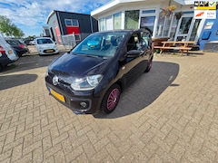 Volkswagen Up! - 1.0 high up BlueMotion