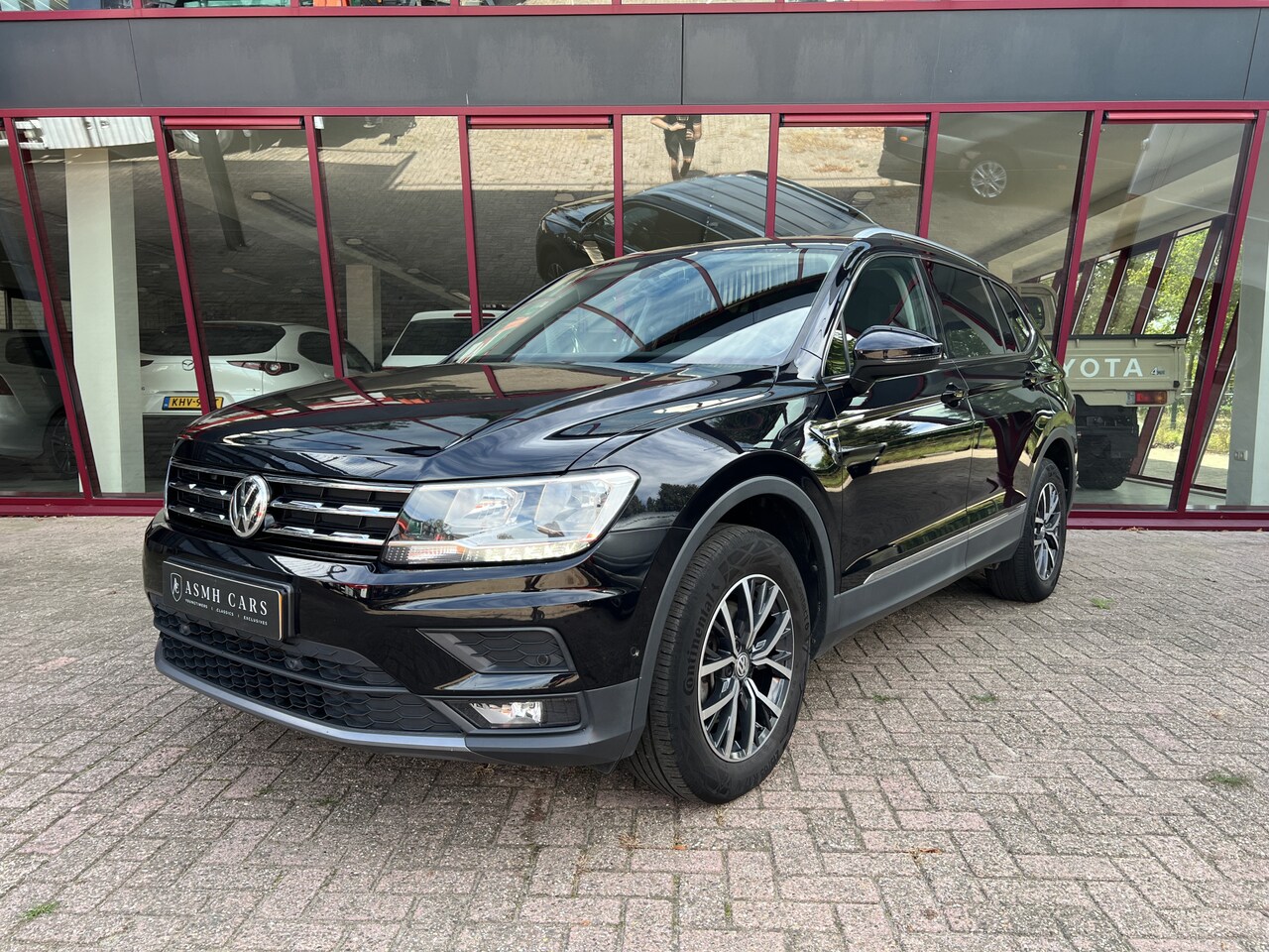 Volkswagen Tiguan Allspace - 1.5 TSI Comfortline Business 7p. | Trekhaak | ACC | PDC | Camera | Elek. klep | Carplay | - AutoWereld.nl