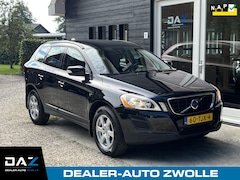 Volvo XC60 - 2.0 T5 Kinetic Aut/Ecc/Navi/Lm