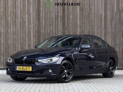 BMW 3-serie - 320i Upgrade Edition | M-SPORT VELGEN | LEDER | TREKHAAK | GOED ONDERHOUDEN