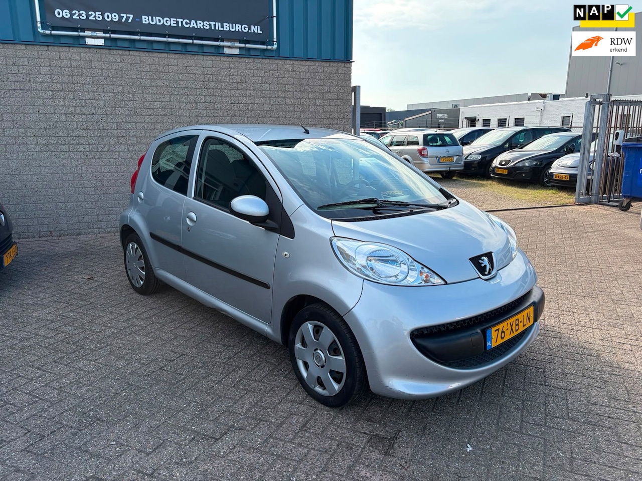 Peugeot 107 - 1.0-12V XS 1.0-12V XS - AutoWereld.nl