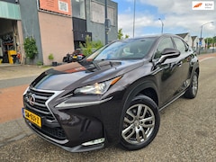 Lexus NX - 300h Business Line Pro GARANTIE