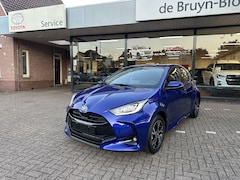 Toyota Yaris - 1.5 Hybrid 115 Dynamic Apple Carplay / Android auto stoelverwarming / stuurwielverwarming
