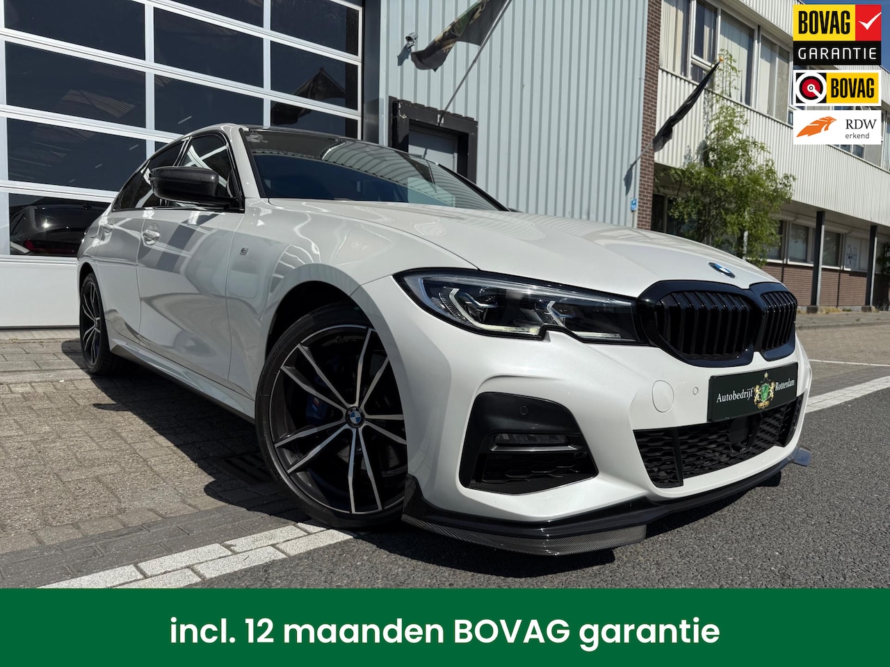 BMW 3-serie - 330e High Executive M Performance CARBON 360º - AutoWereld.nl