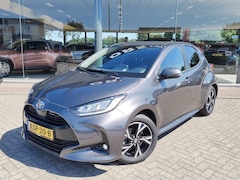 Toyota Yaris - 1.5 Hybrid 115 Dynamic | Sensoren v/a | Stuur & Stoelverwarming