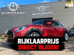 MINI Clubman - 1.5 Cooper Business Edition AUTOMAAT+NLAUTO+1EIG+PANORAMADAK+FULL LED+CILMATE CONTROL+TREK