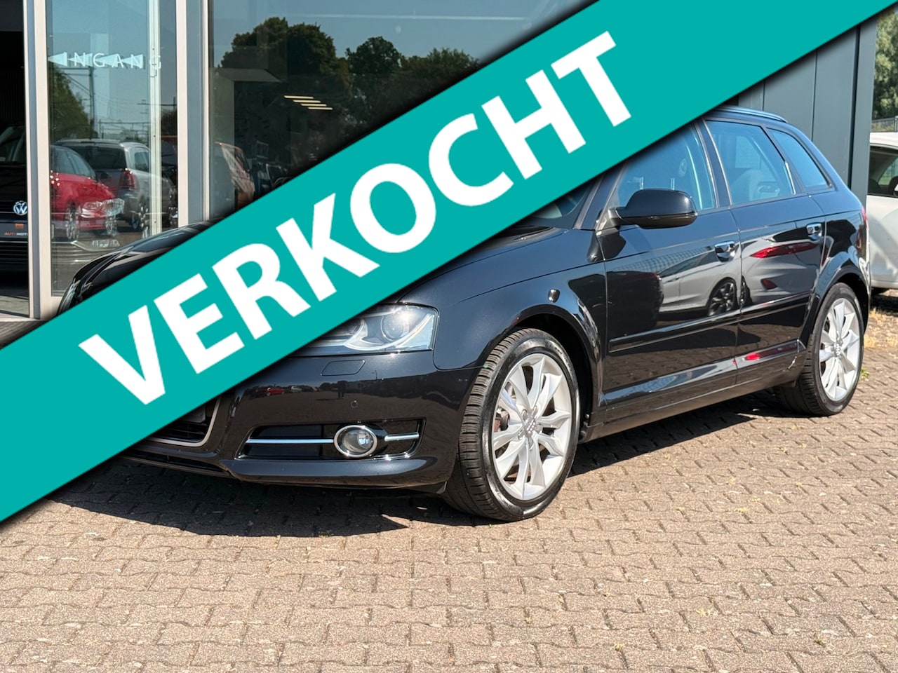 Audi A3 Sportback - 1.2 TFSI Attraction S-TRONIC Automaat - AutoWereld.nl