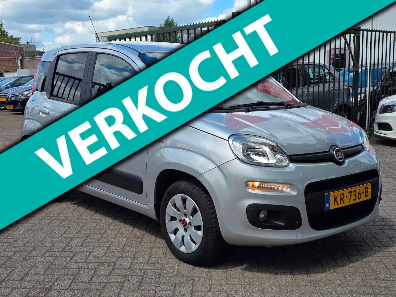 Fiat Panda - 0.9 TwinAir Lounge 1e eigenaar dealer onderhouden airco elektrische ramen cv op afs - AutoWereld.nl