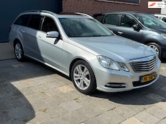 Mercedes-Benz E-klasse Estate - 220 CDI Business Class Elegance Automaat * Navi * Xenon * Cruise * Schuifdak * Nwe Ketting