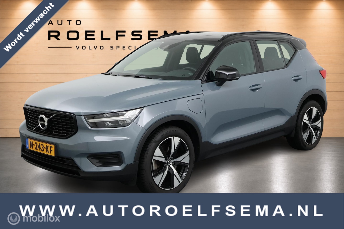 Volvo XC40 - 1.5 T4 Recharge R-Design | Panoramadak | Adaptive Cruise | Elektrische Stoelen | Memory | - AutoWereld.nl