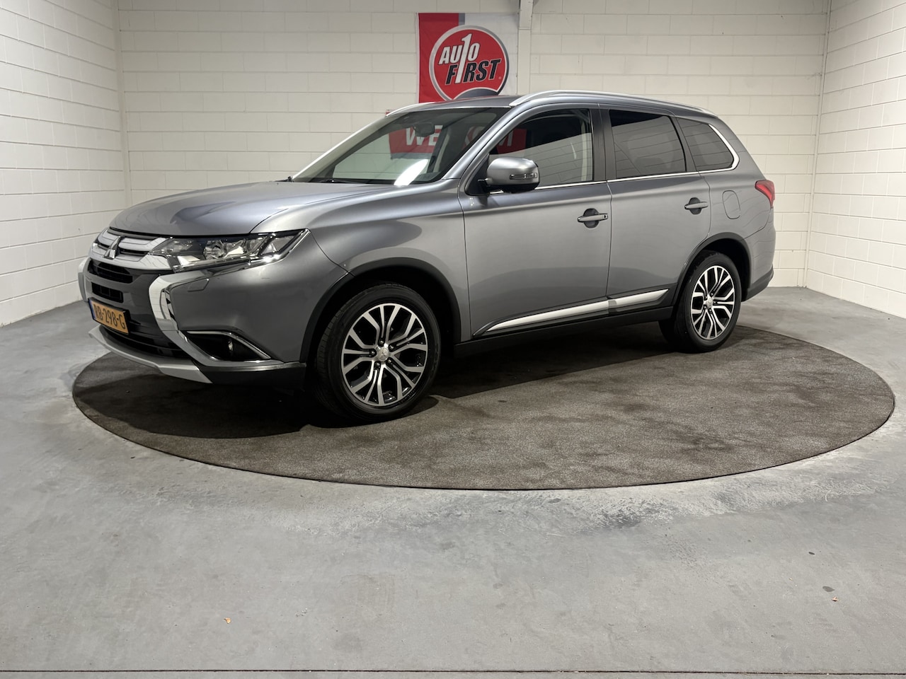 Mitsubishi Outlander - 2.0 Connect Pro Automaat, 1e Eigen. Dealer onderh. Boekjes, RIJKELIJK uitgevoerd !!! - AutoWereld.nl