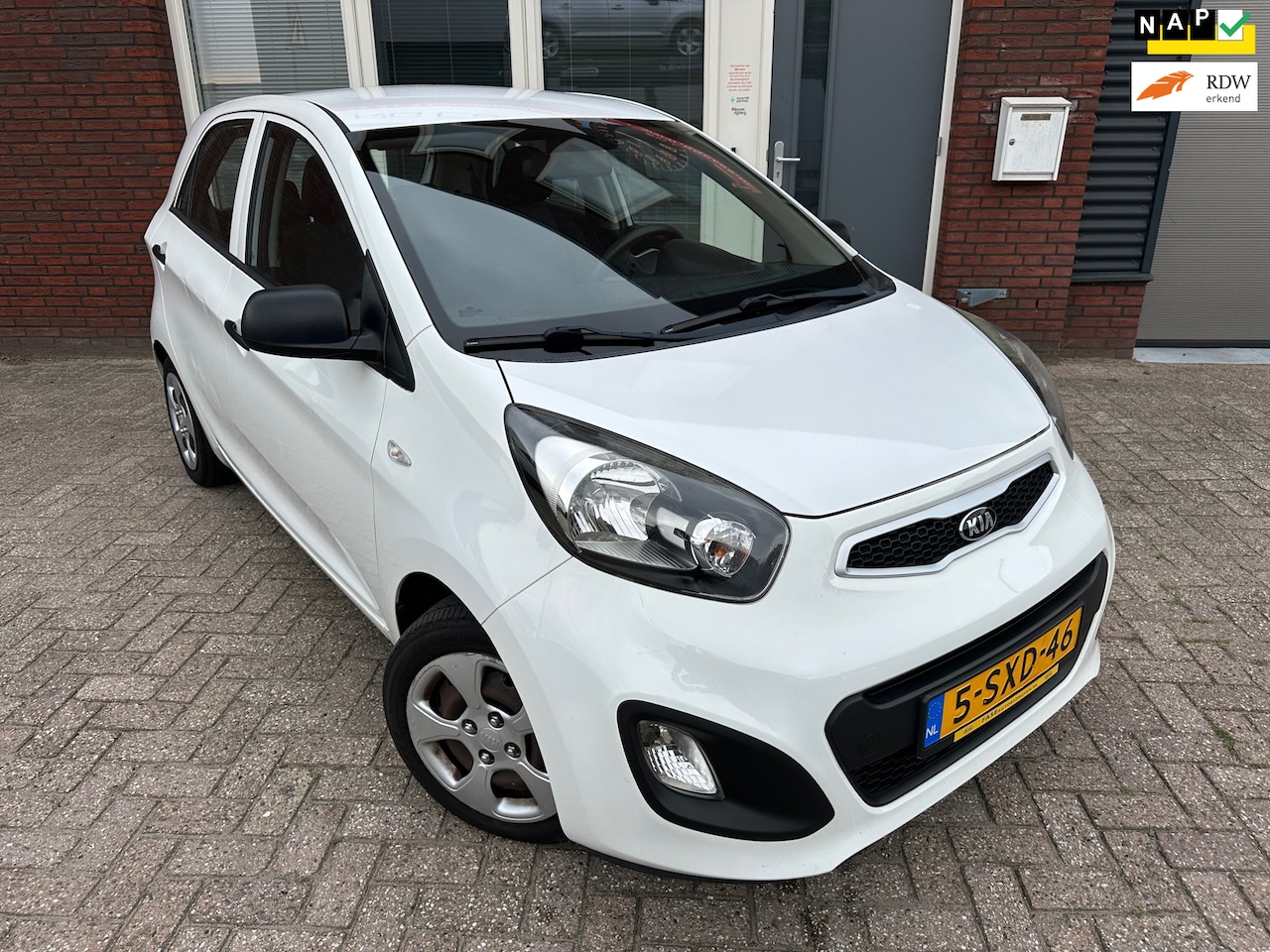 Kia Picanto - 1.0 CVVT ISG / Airco / 5DRS / NAP - AutoWereld.nl