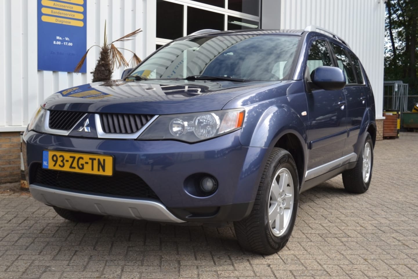 Mitsubishi Outlander - 2.4 Intense 2.4 Intense - AutoWereld.nl
