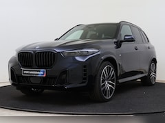 BMW X5 - xDrive50e M Sport Automaat / Trekhaak / Panoramadak / Comfortstoelen / Comfort Access / So